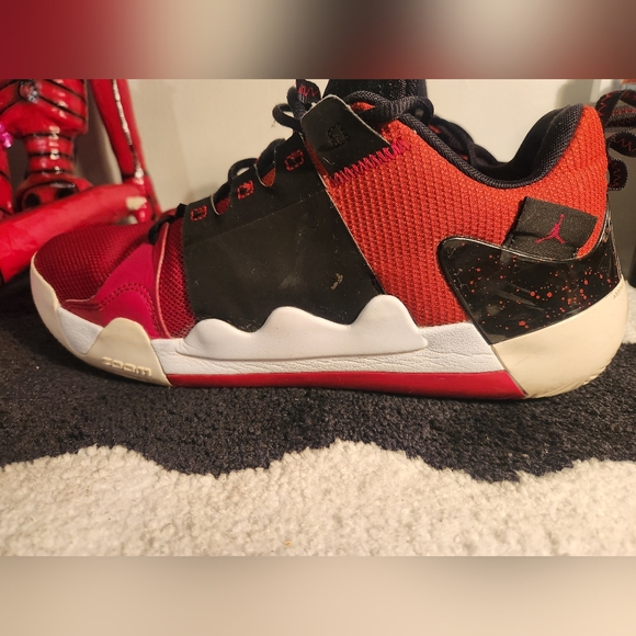 Jordan Zoom Zero Gravity Men’s Basketball Sneakers 🏀 - Picture 4 of 8